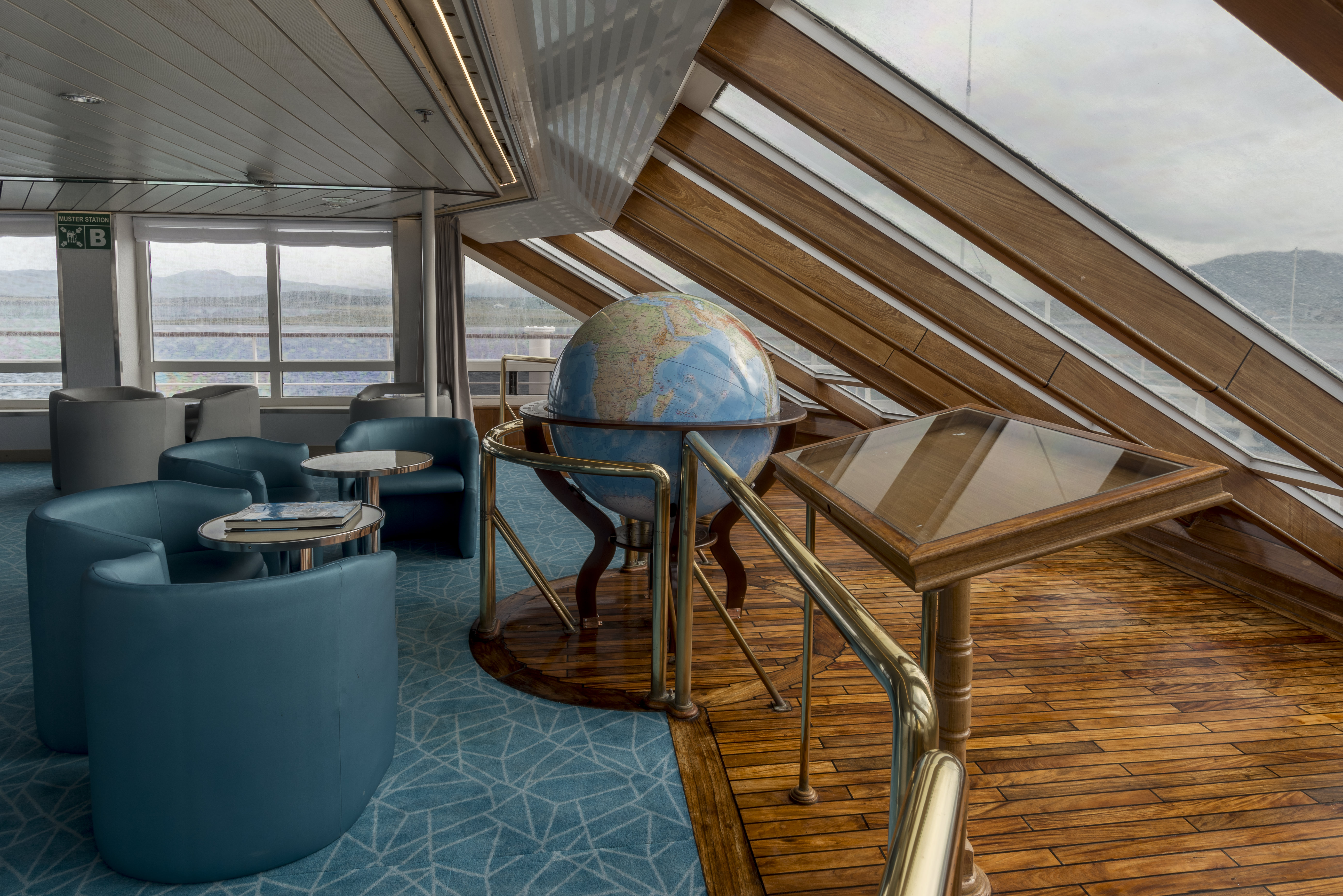 Quark Expeditions Ocean Diamond Observation Lounge 2.jpg